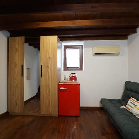 Muyo House * Урла