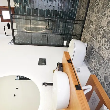 Muyo House Otel *