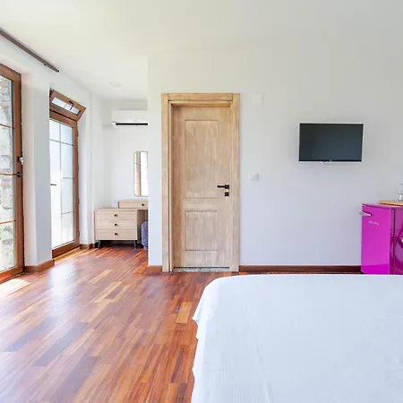 Otel Muyo House