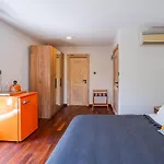 Muyo House 酒店 乌尔拉